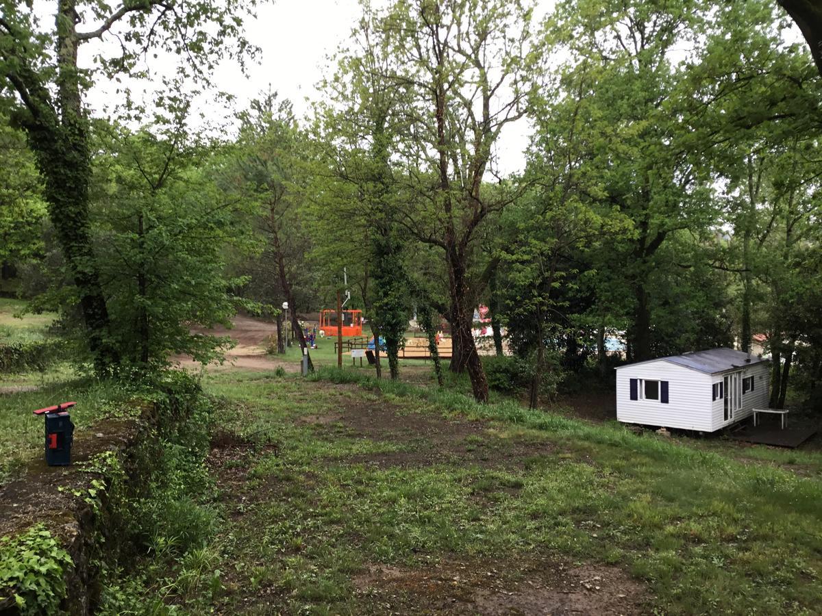Camping De Graniers Monoblet Екстер'єр фото